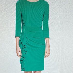 Calvin Klein dress with side ruching CD1A1L3N Size 8